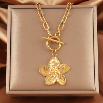 Stainless Steel Flower Pendant Necklace